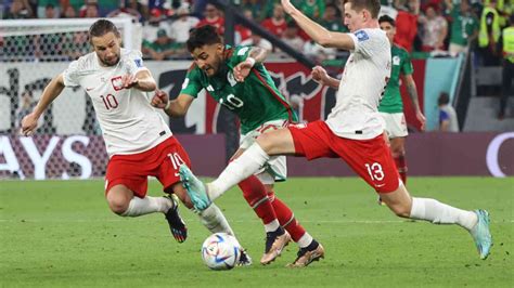 C­ ­G­r­u­b­u­’­n­d­a­ ­M­e­k­s­i­k­a­ ­v­e­ ­P­o­l­o­n­y­a­ ­m­a­ç­ı­n­d­a­ ­g­o­l­ ­s­e­s­i­ ­ç­ı­k­m­a­d­ı­